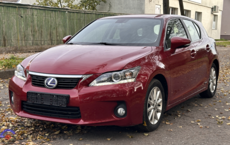 Lexus CT200h